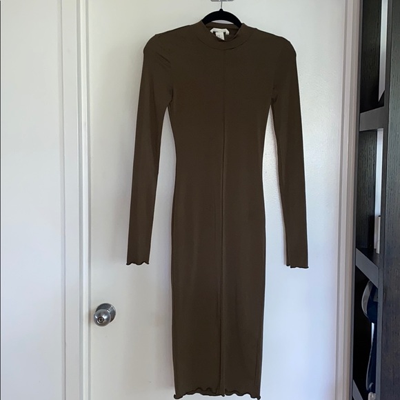 H&M Dresses & Skirts - ARMY GREEN LONG BODYCON DRESS MINOR DAMAGE